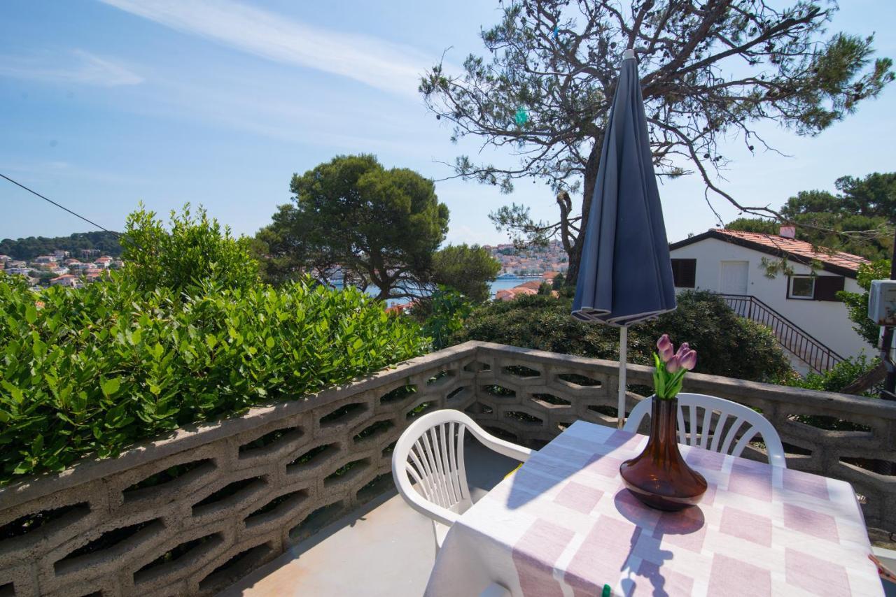 Nena Apartment Mali Losinj Exterior photo